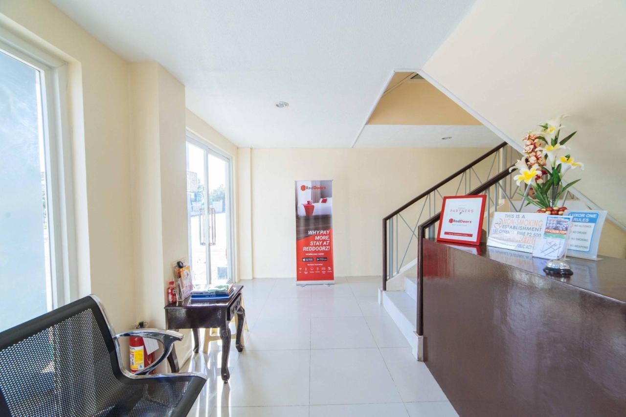 Reddoorz Near Davao International Airport Hotel Екстериор снимка