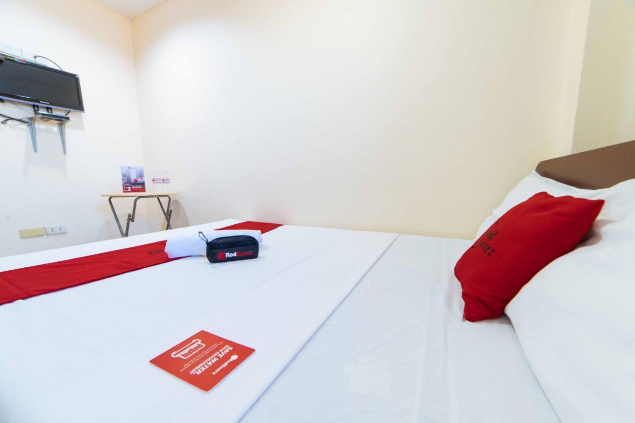 Reddoorz Near Davao International Airport Hotel Екстериор снимка
