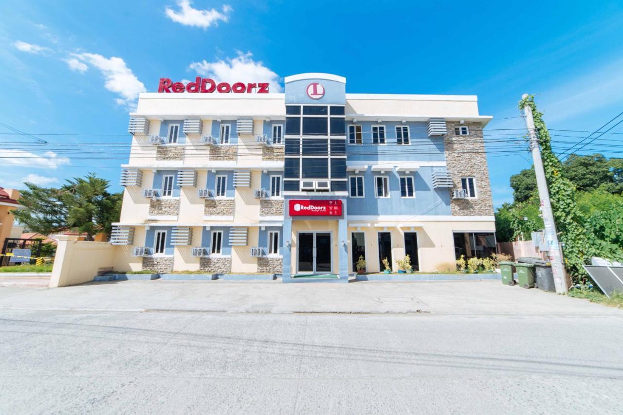 Reddoorz Near Davao International Airport Hotel Екстериор снимка