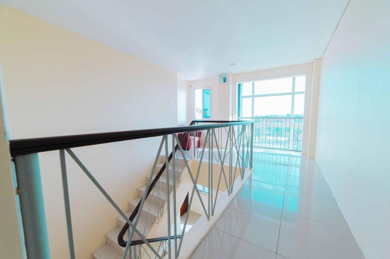 Reddoorz Near Davao International Airport Hotel Екстериор снимка