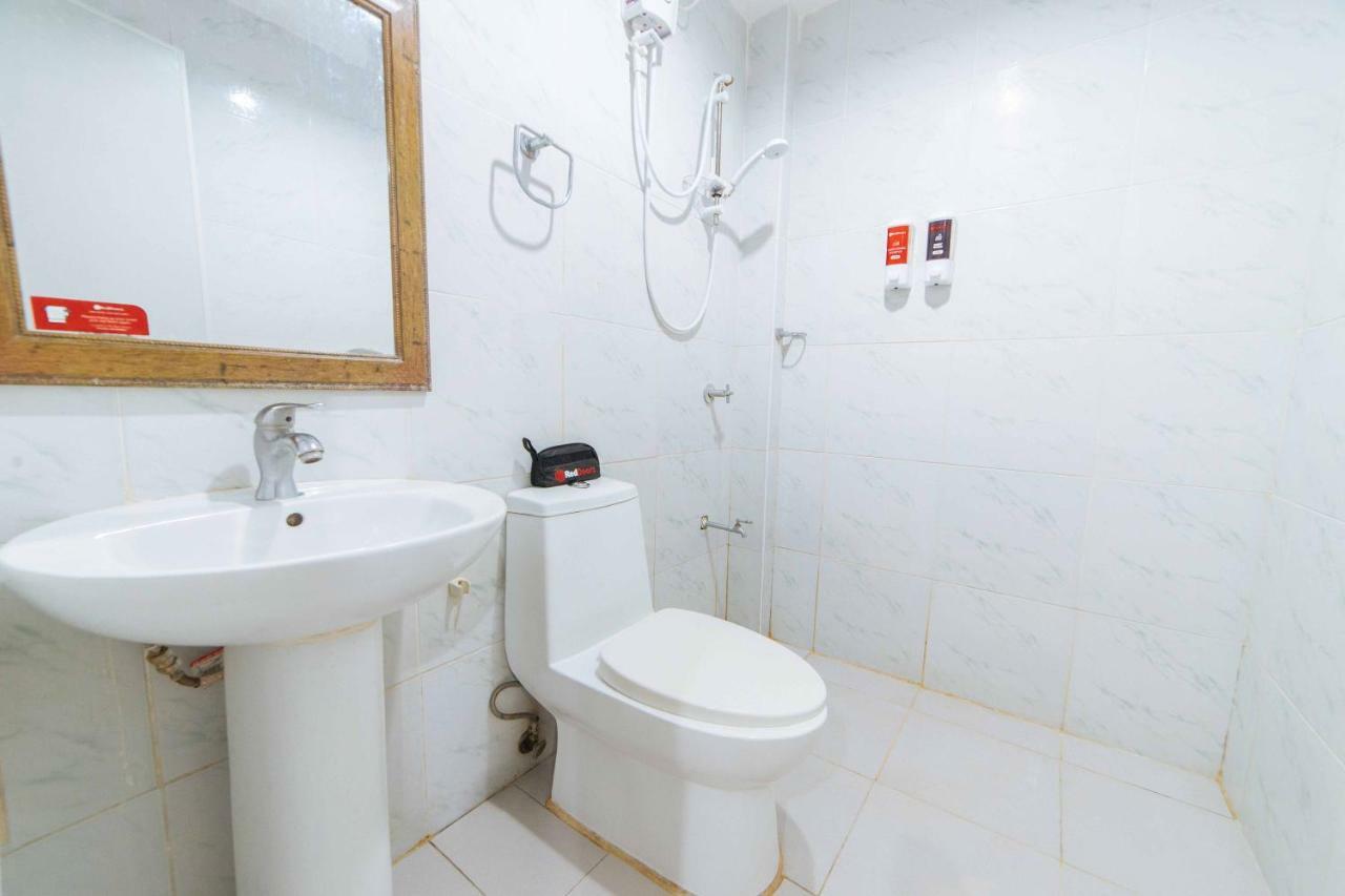Reddoorz Near Davao International Airport Hotel Екстериор снимка