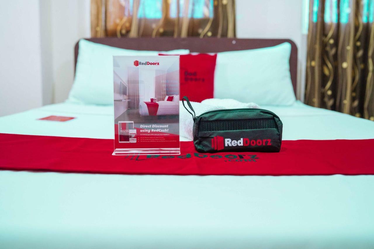 Reddoorz Near Davao International Airport Hotel Екстериор снимка